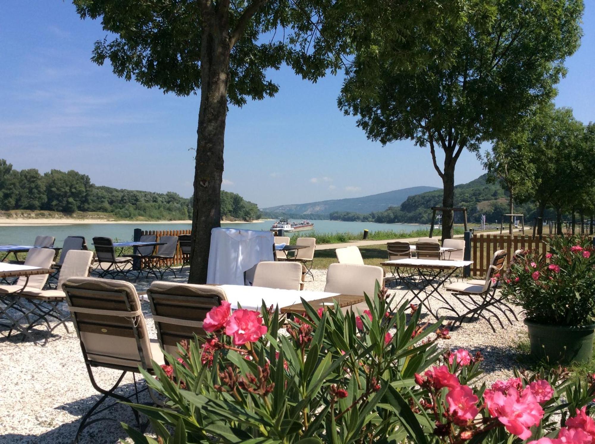 Gasthof Zum Goldenen Anker 하인부르크 안 데어 도나우 외부 사진